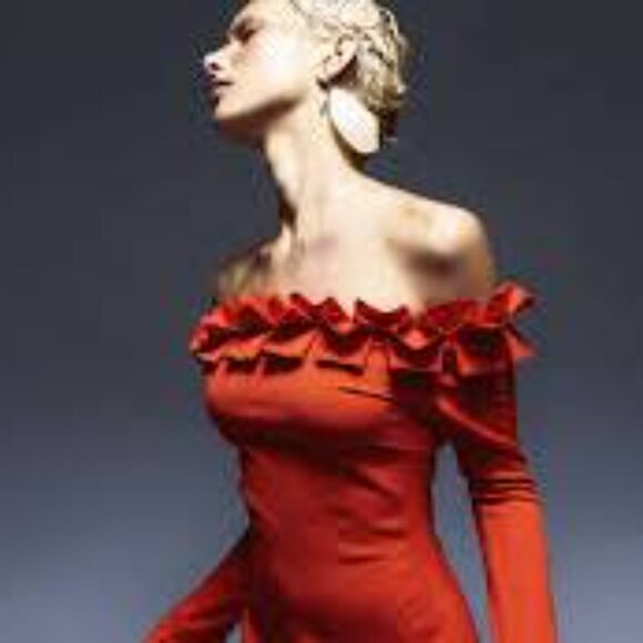 NWT AAIZEL RUFFLE OFF SHOULDER MIDI DRESS IN TANGERINE.  SZ 8 - Picture 3 of 4